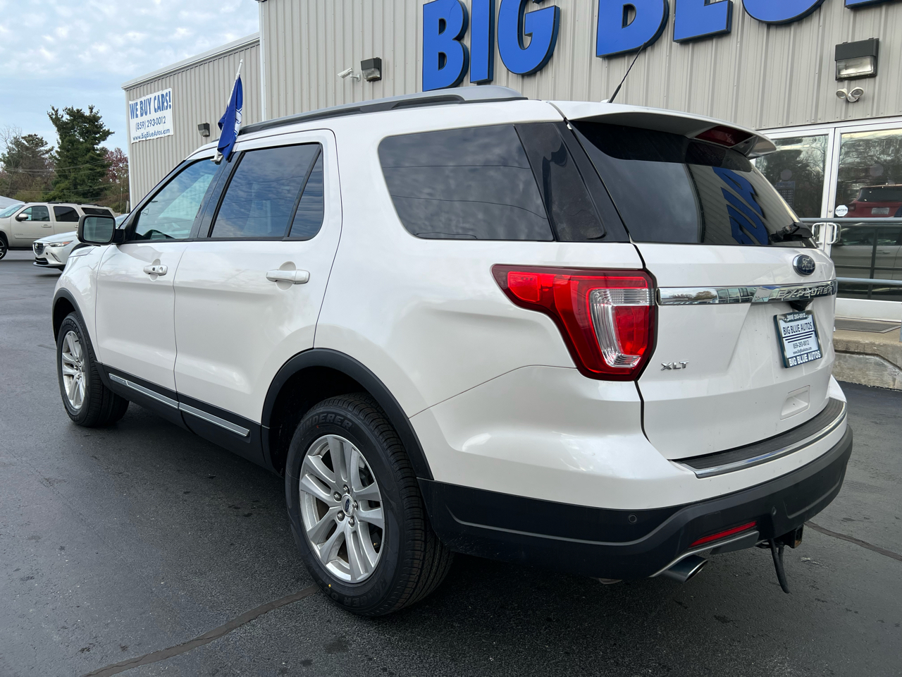 2018 Ford Explorer XLT photo 3