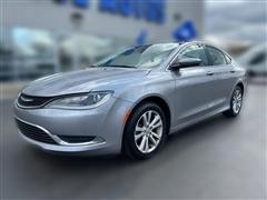 2017 Chrysler 200 