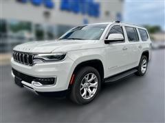 2022 Jeep Wagoneer 