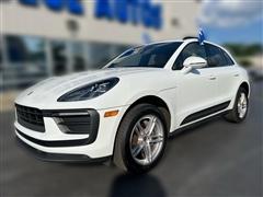 2022 Porsche Macan 