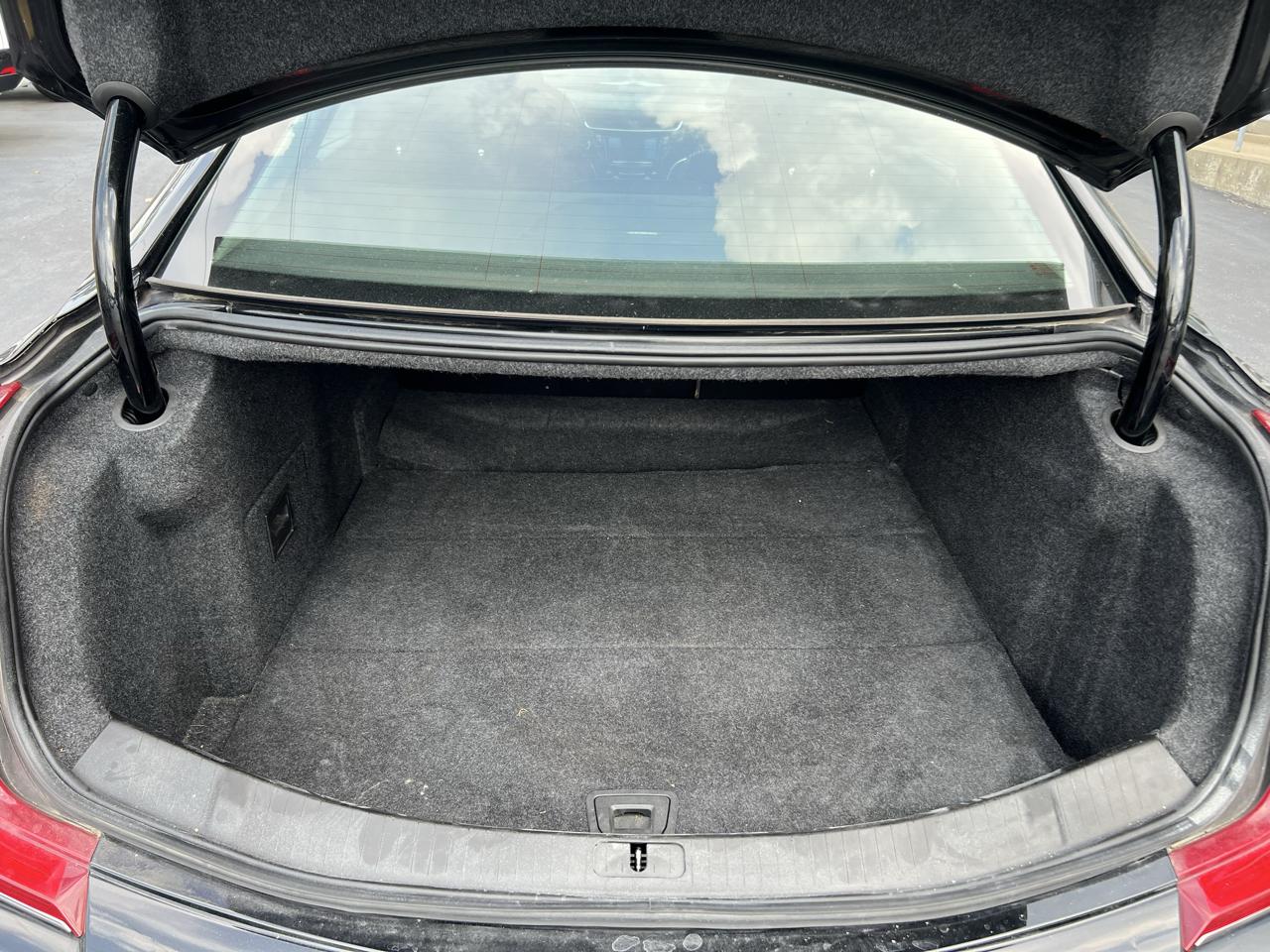 Cadillac XTS photo 11