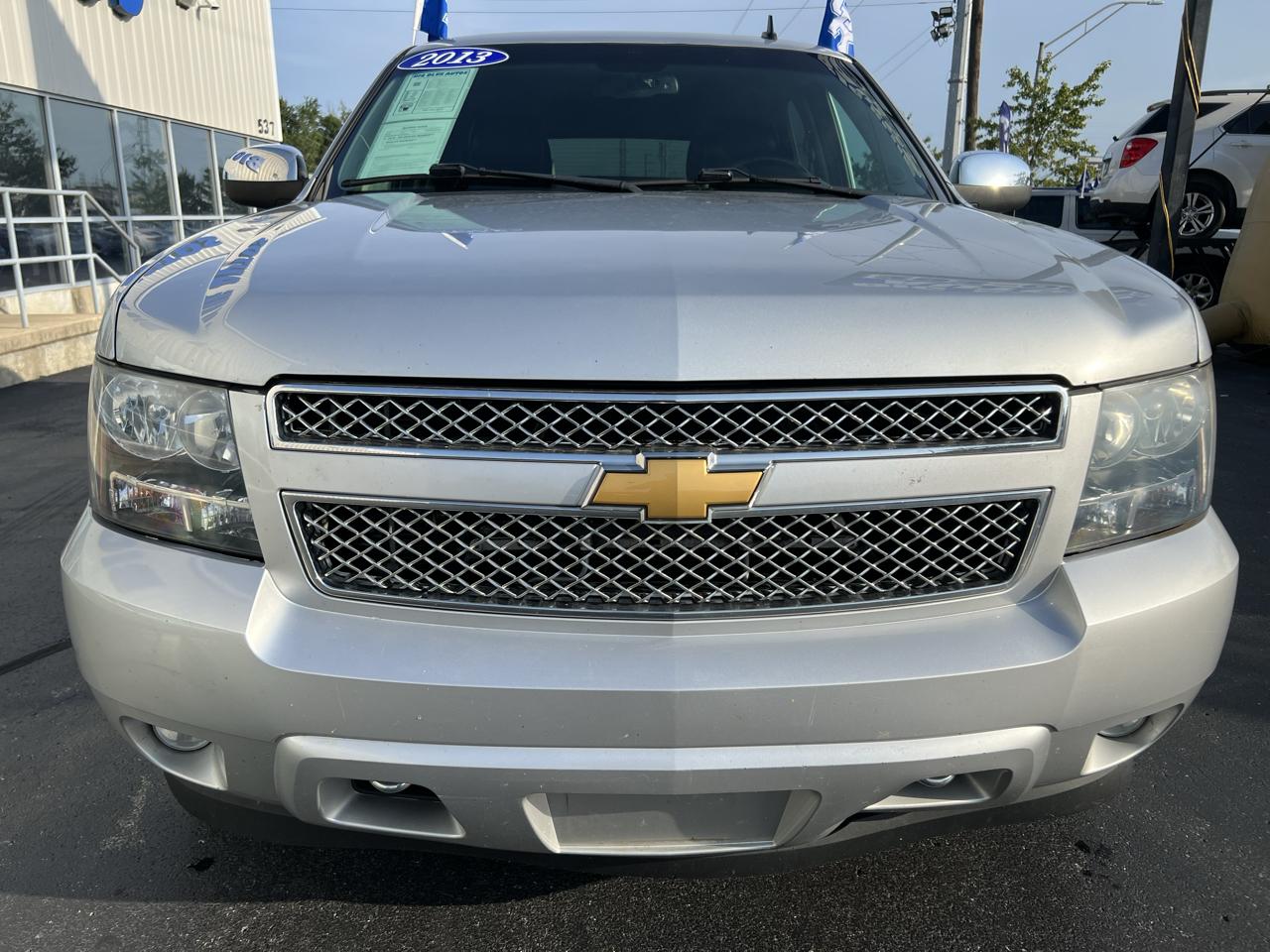 Chevrolet Tahoe photo 8