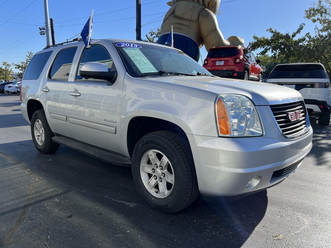 GMC Yukon photo 7