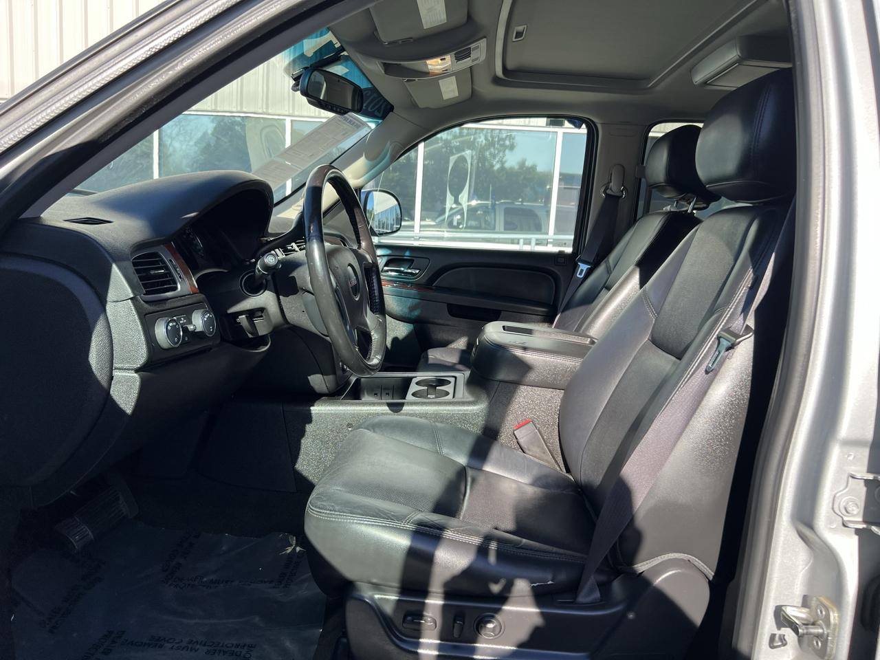 GMC Yukon photo 9