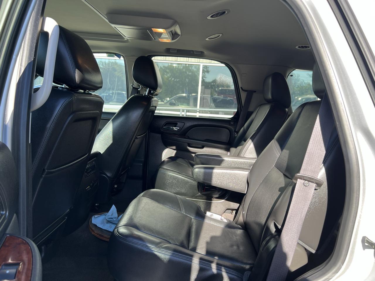 GMC Yukon photo 10