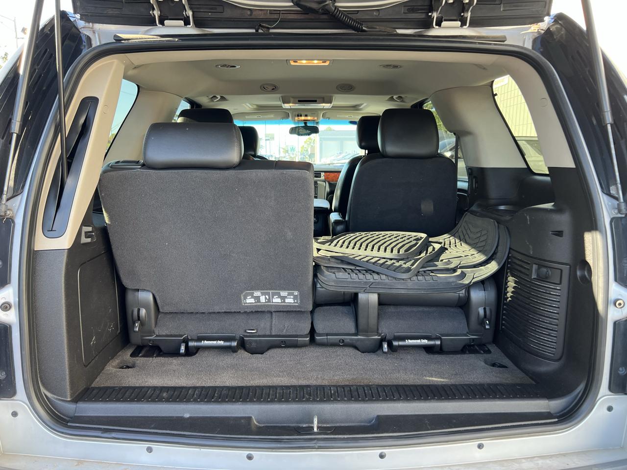 GMC Yukon photo 11