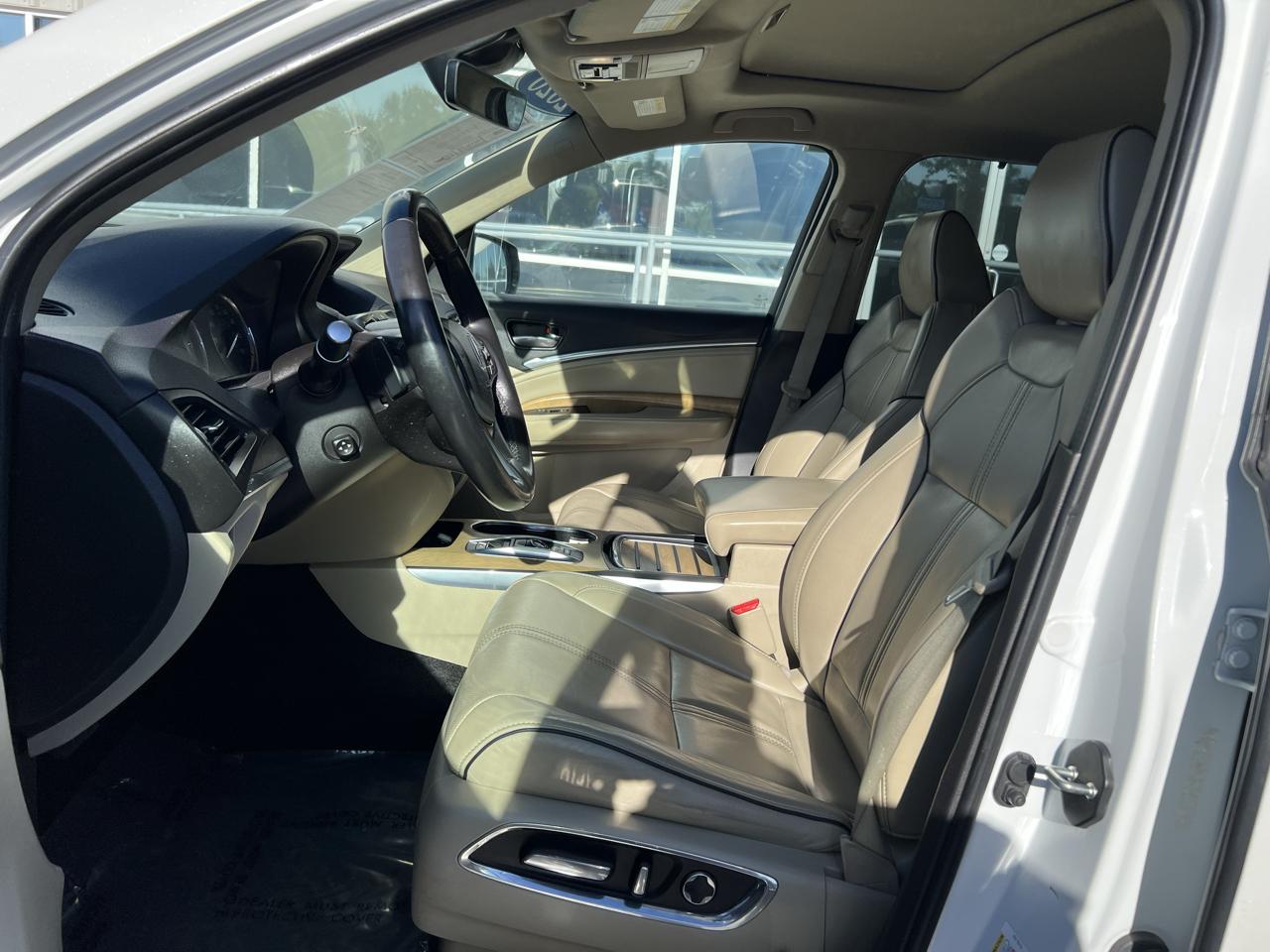Acura MDX photo 9