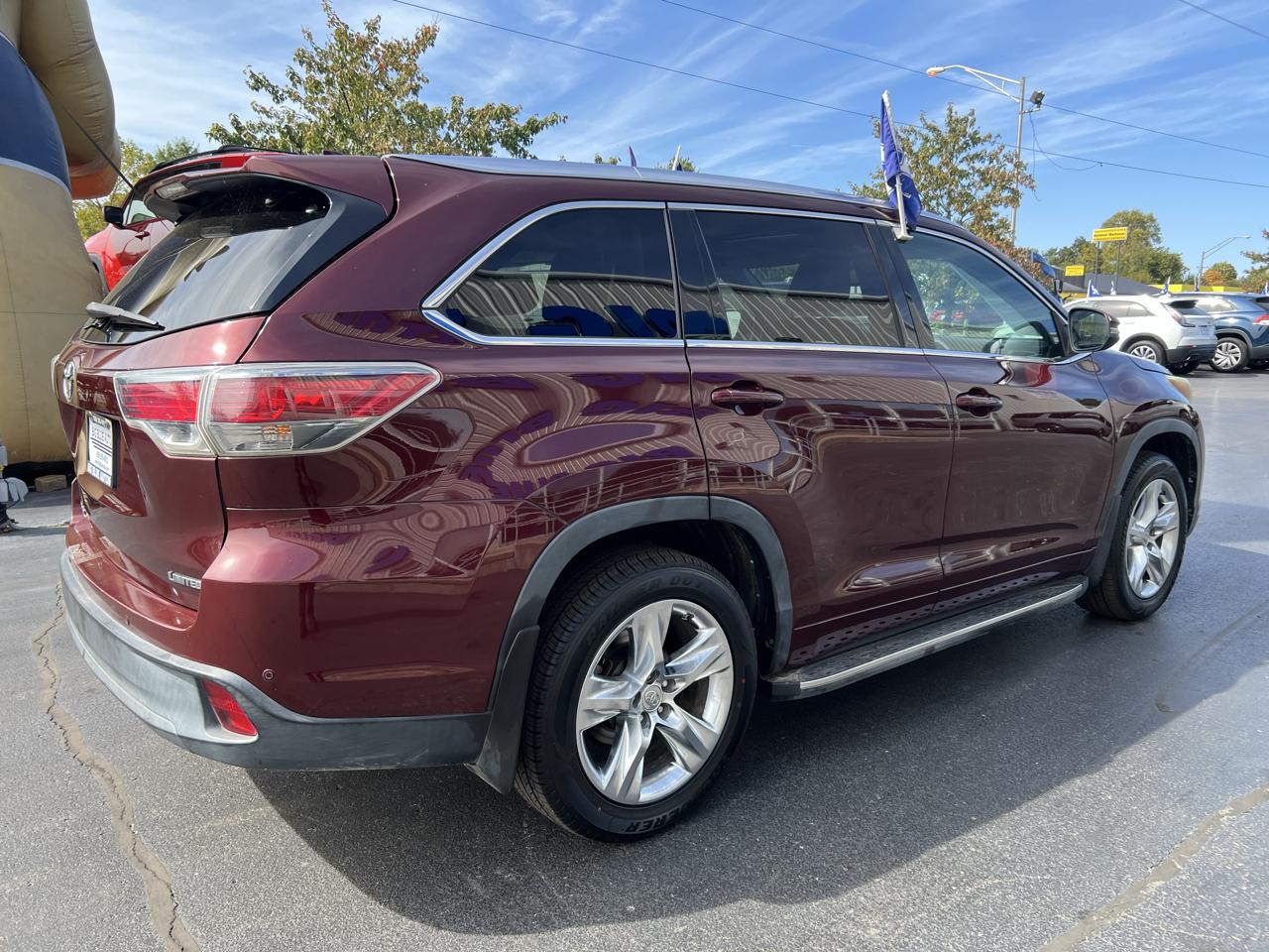 Toyota Highlander photo 5
