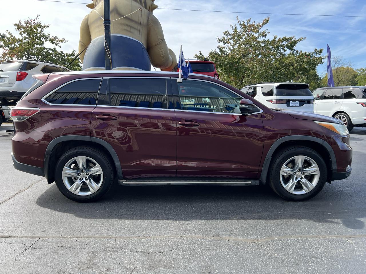 Toyota Highlander photo 6