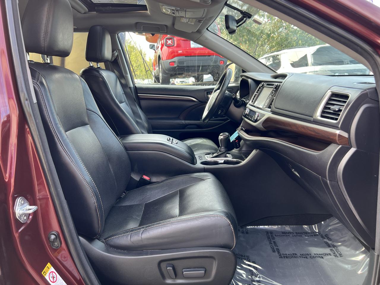 Toyota Highlander photo 13
