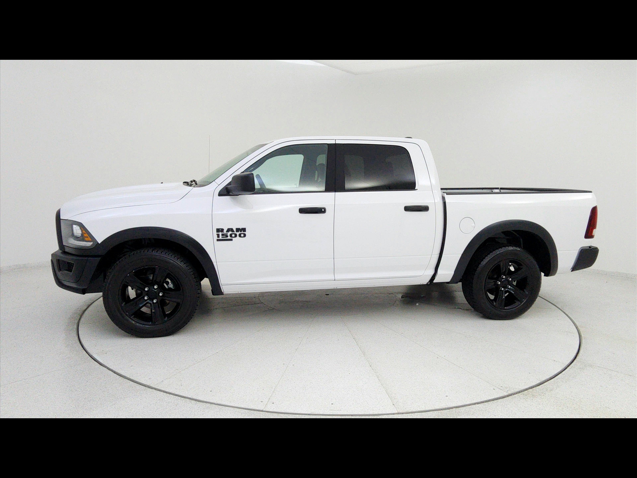 2024 RAM 1500 Classic Warlock 4D Crew Cab