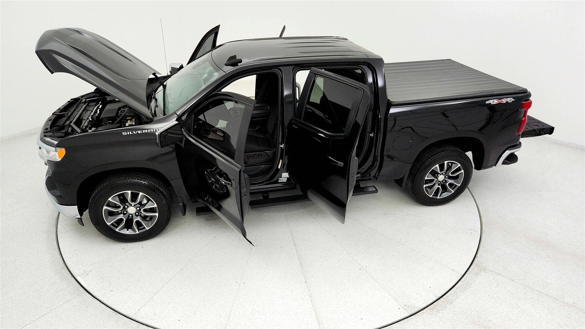 2023 Chevrolet Silverado 1500 LT photo 16