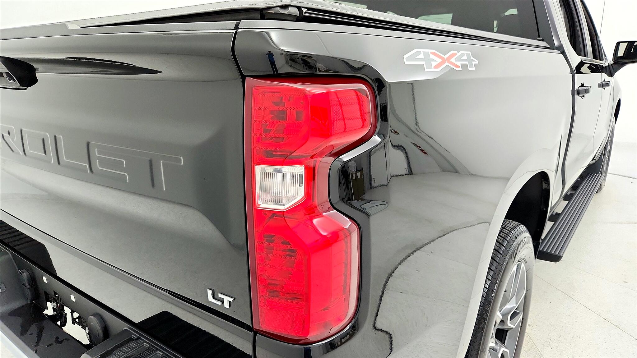 2023 Chevrolet Silverado 1500 LT photo 22