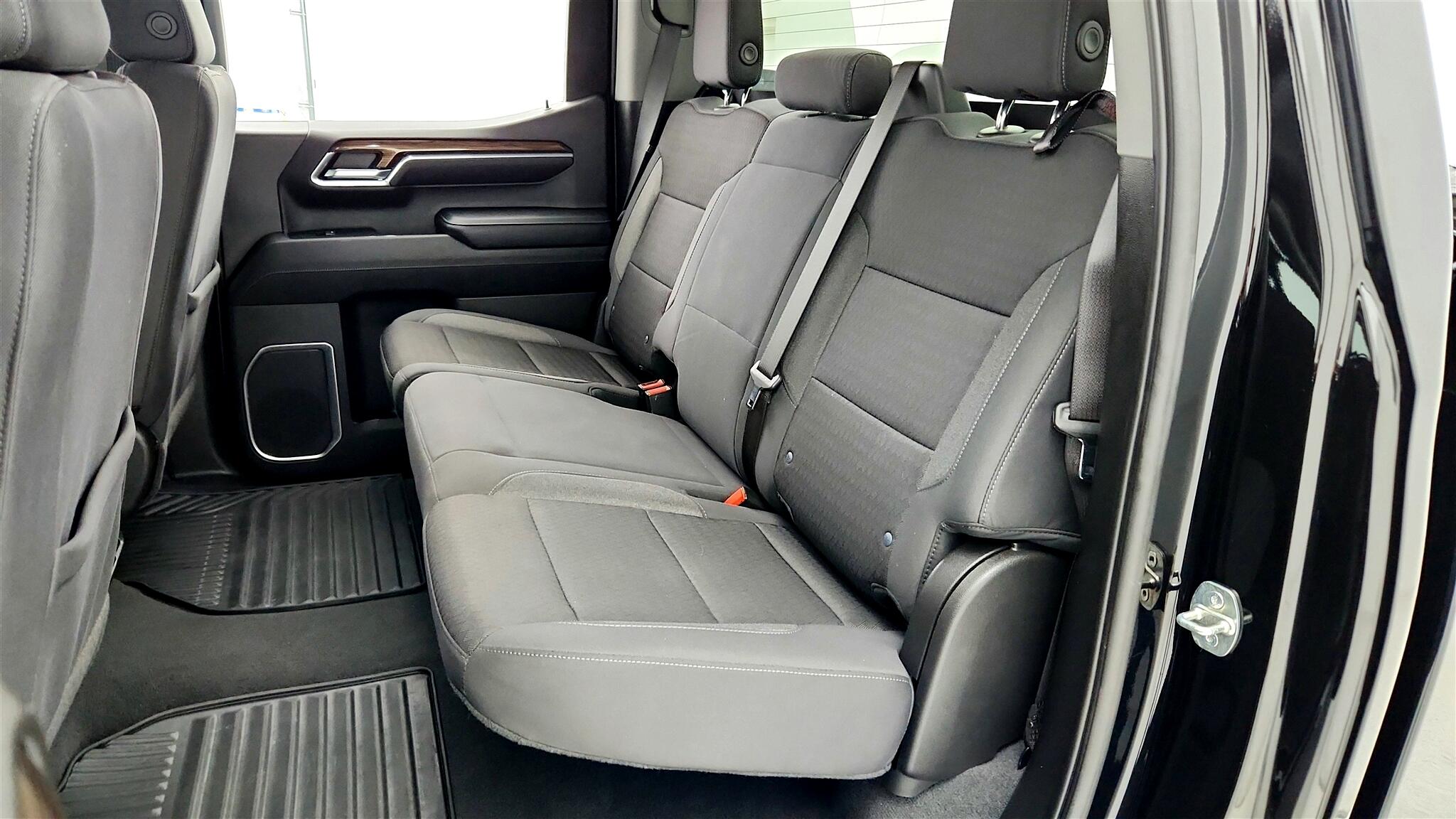 2023 Chevrolet Silverado 1500 LT photo 30