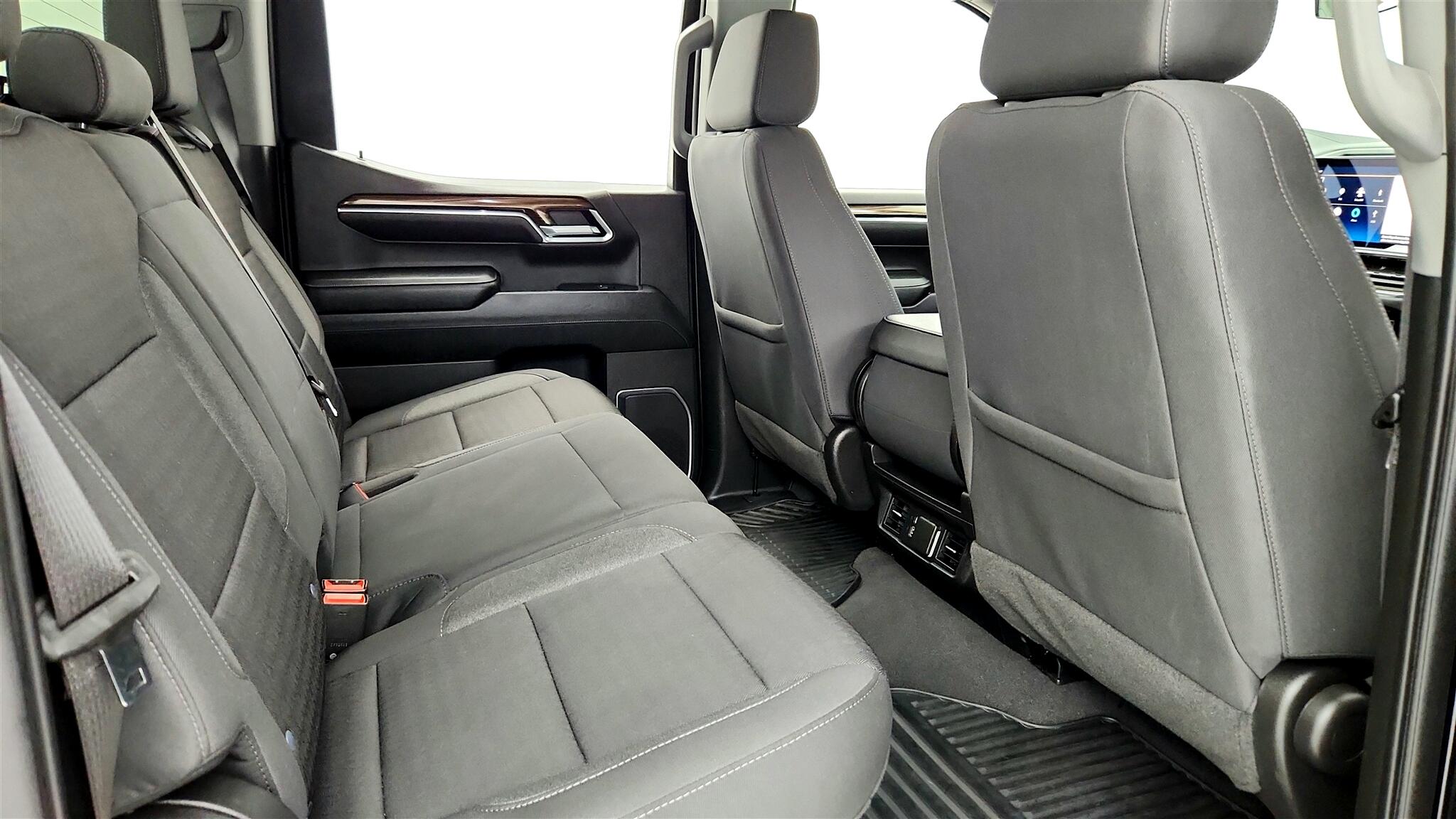 2023 Chevrolet Silverado 1500 LT photo 33
