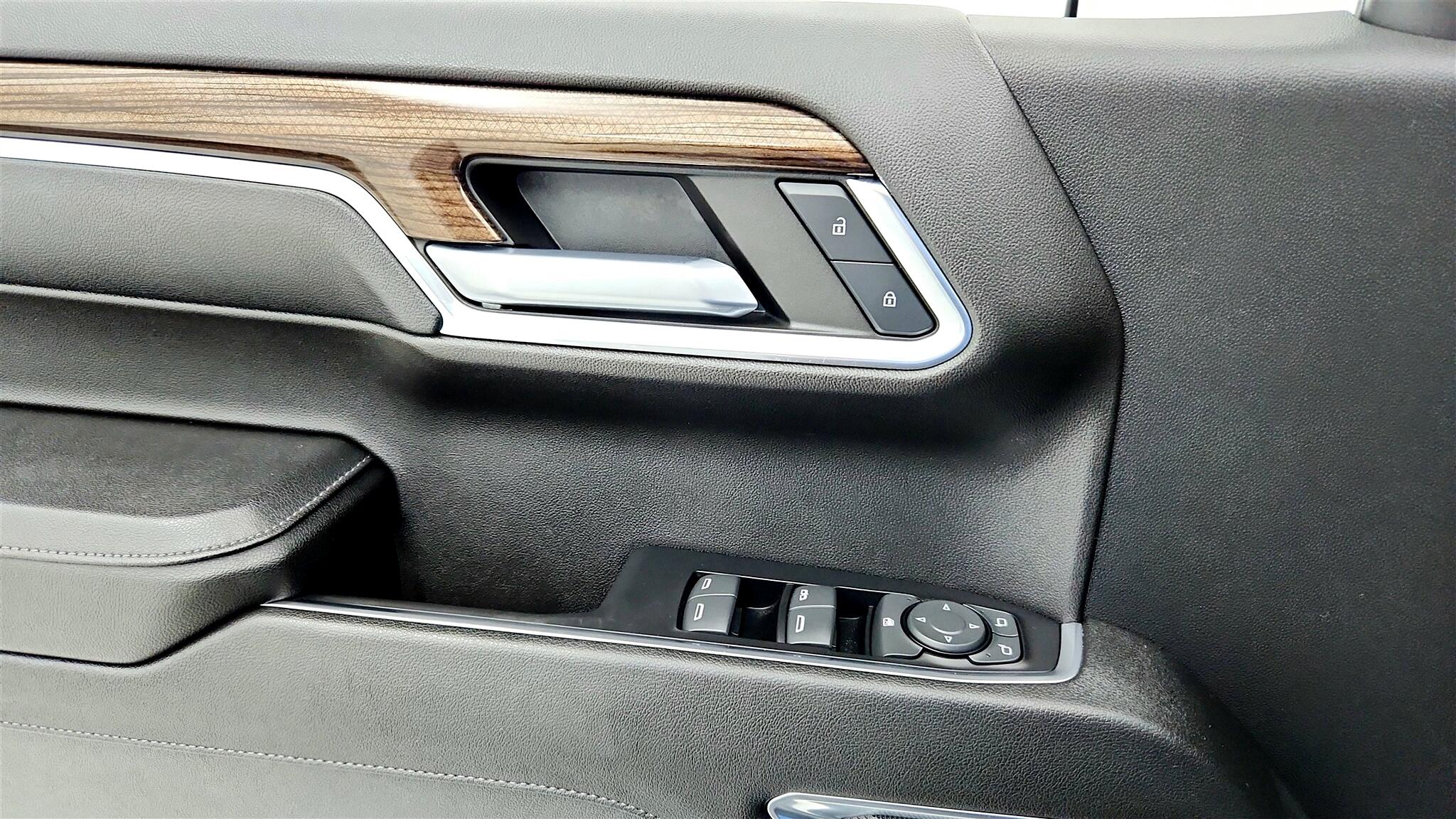 2023 Chevrolet Silverado 1500 LT photo 38