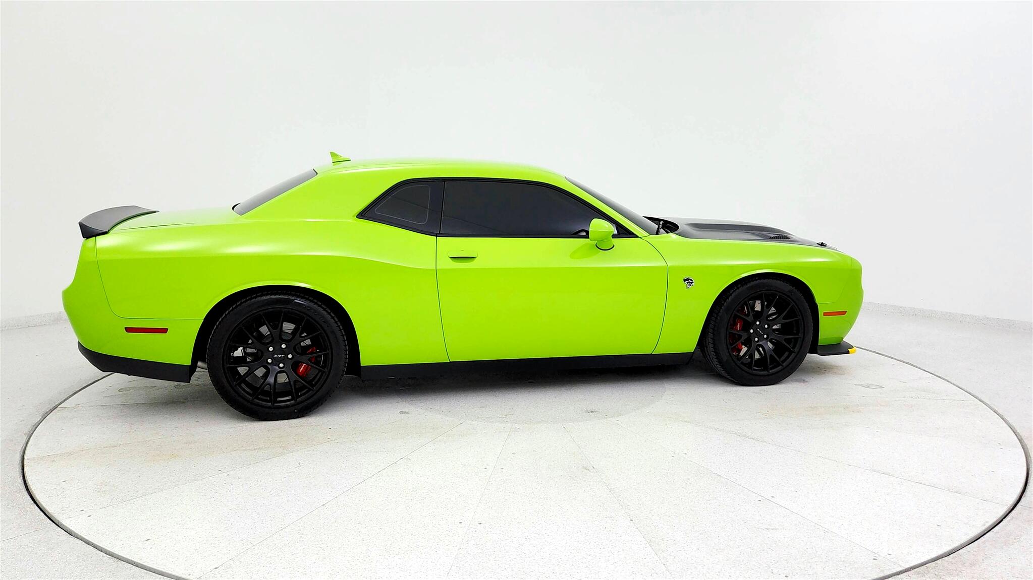2015 Dodge Challenger SRT8 Hellcat photo 5
