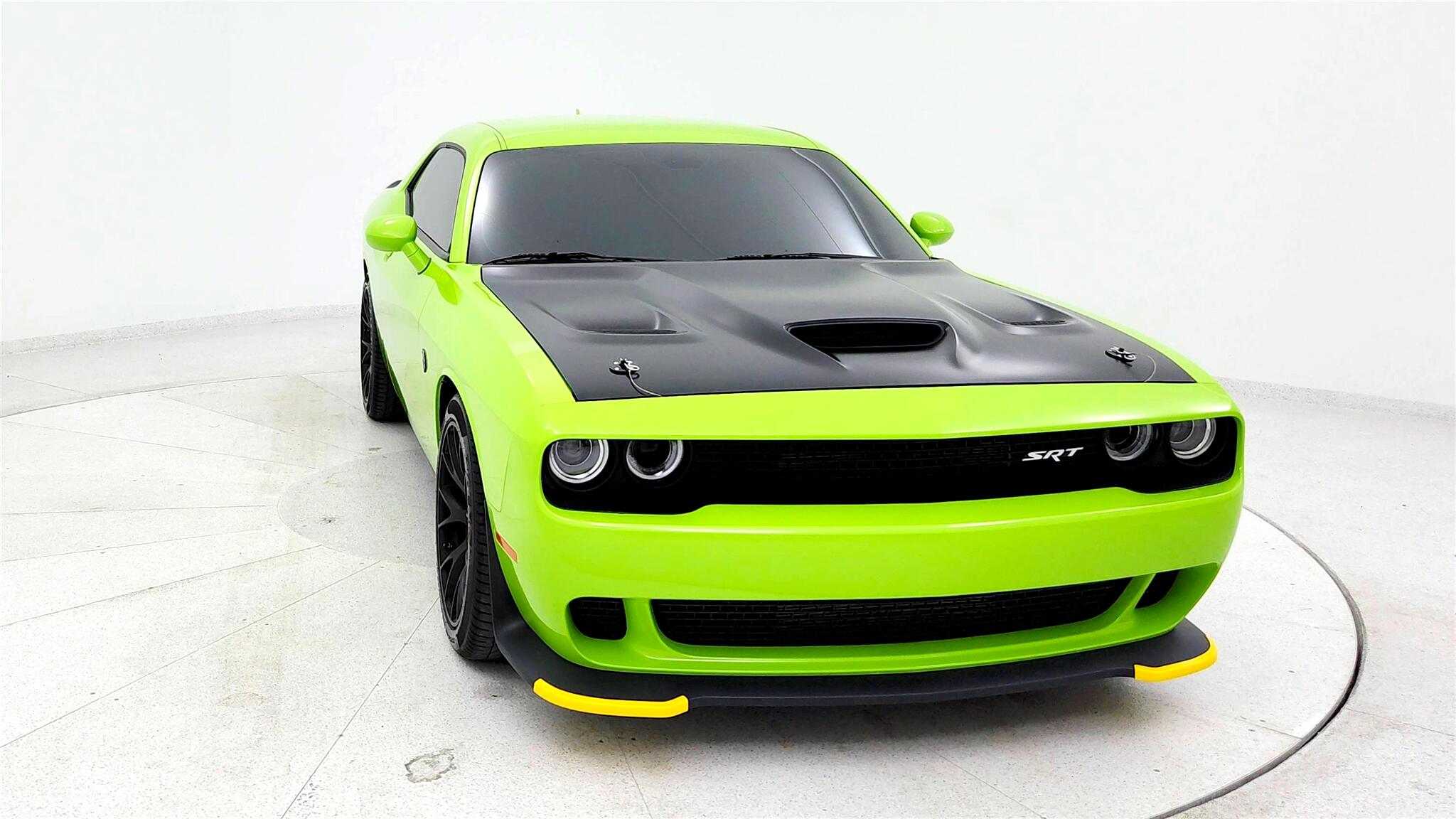 2015 Dodge Challenger SRT8 Hellcat photo 7