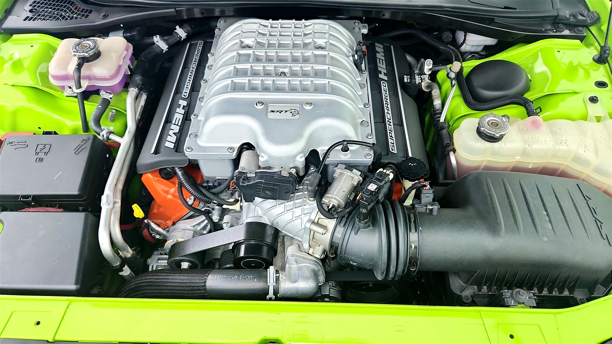 2015 Dodge Challenger SRT8 Hellcat photo 32