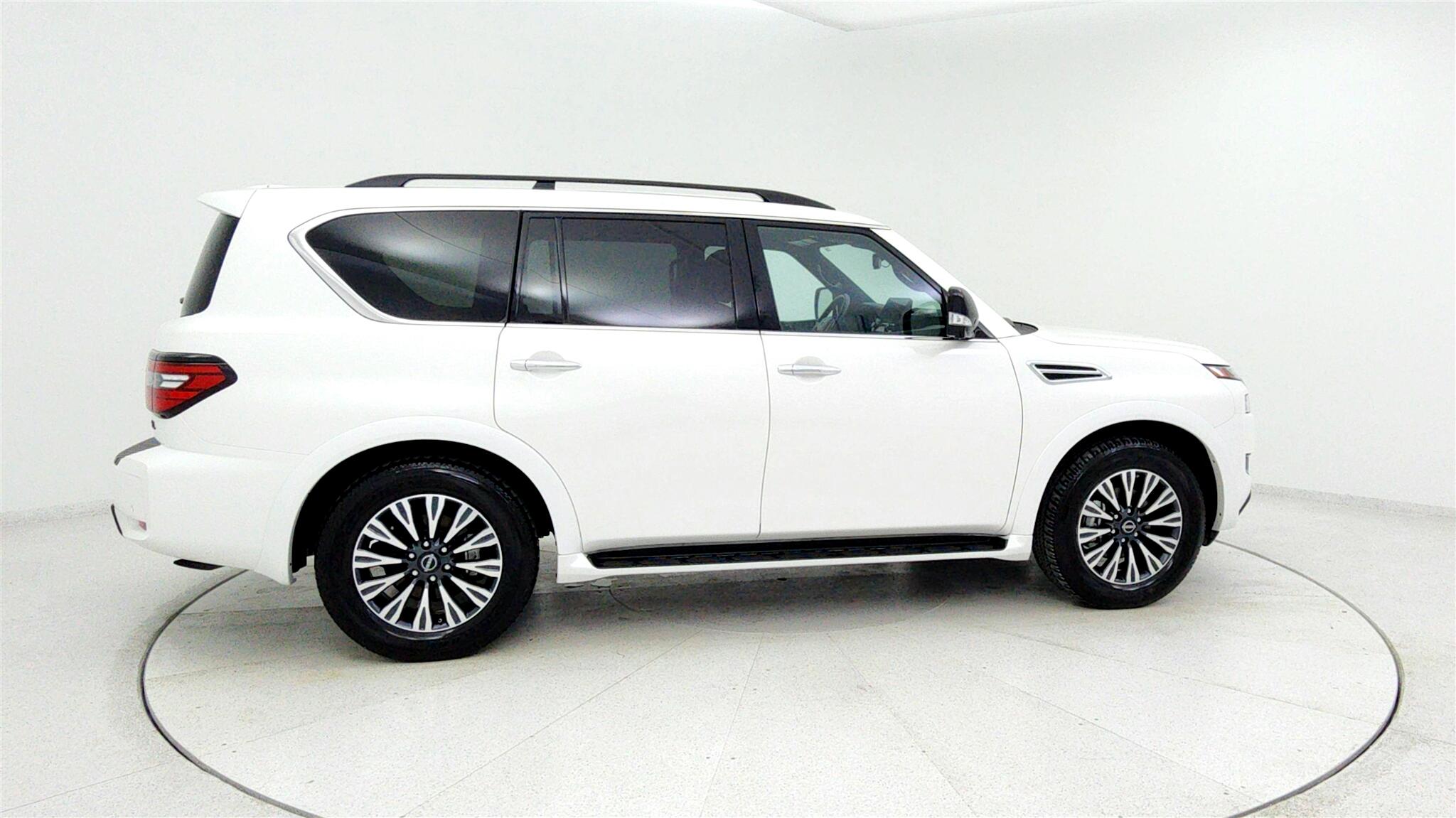 2024 Nissan Armada SL photo 4