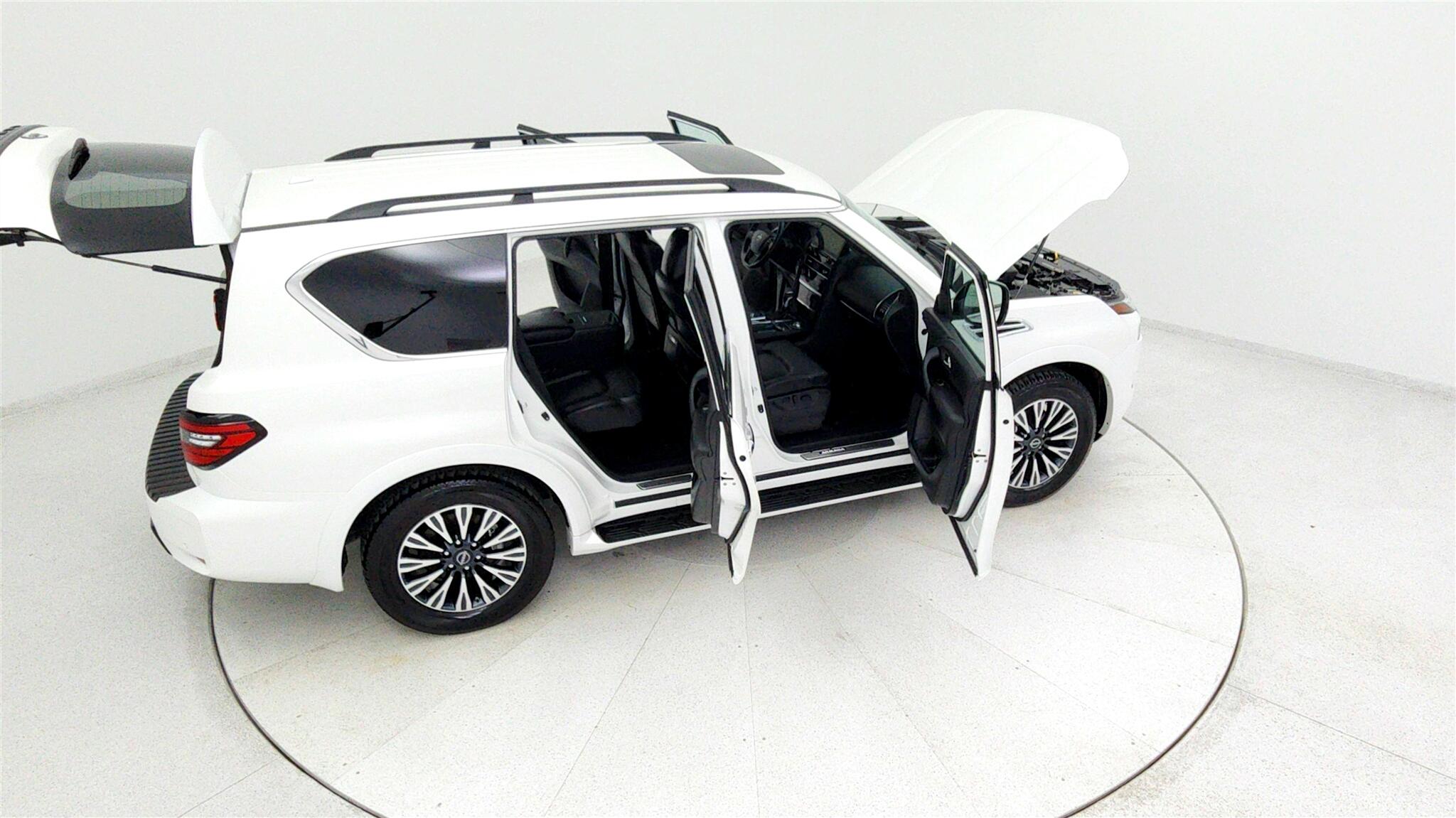 2024 Nissan Armada SL photo 9