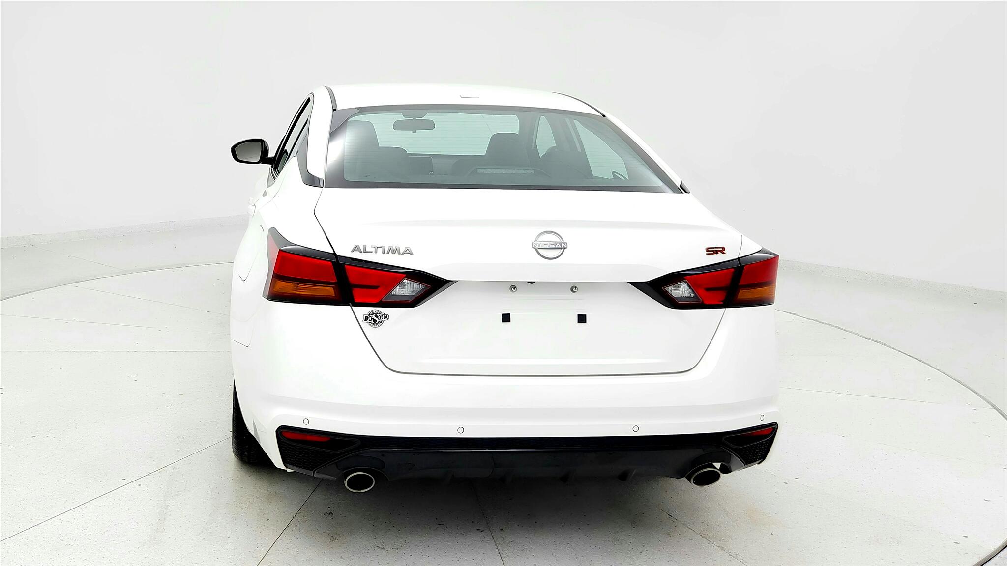 2024 Nissan Altima 2.5 SR photo 3
