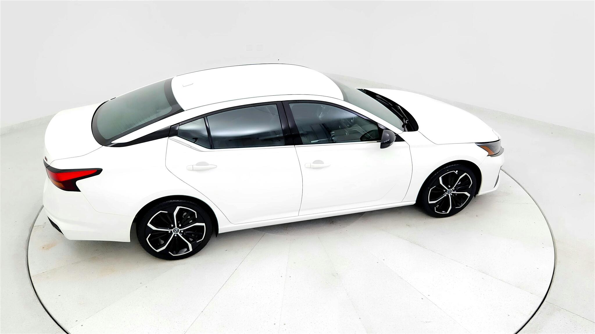 2024 Nissan Altima 2.5 SR photo 15