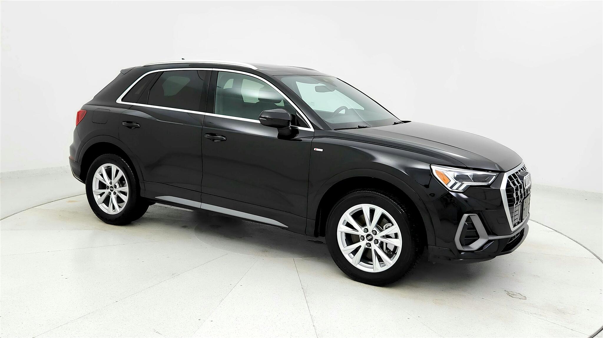 2023 Audi Q3 Premium S line photo 6