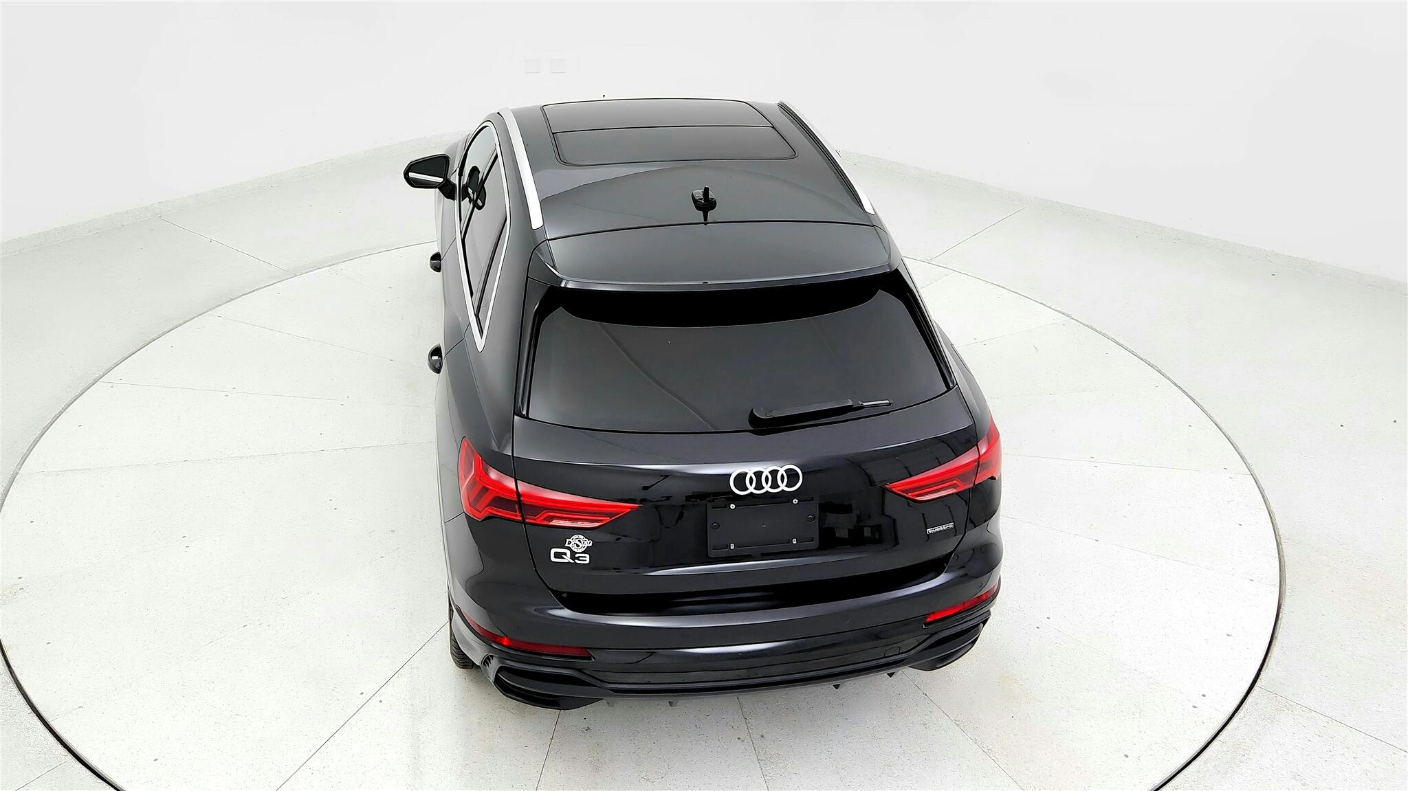 2023 Audi Q3 Premium S line photo 11