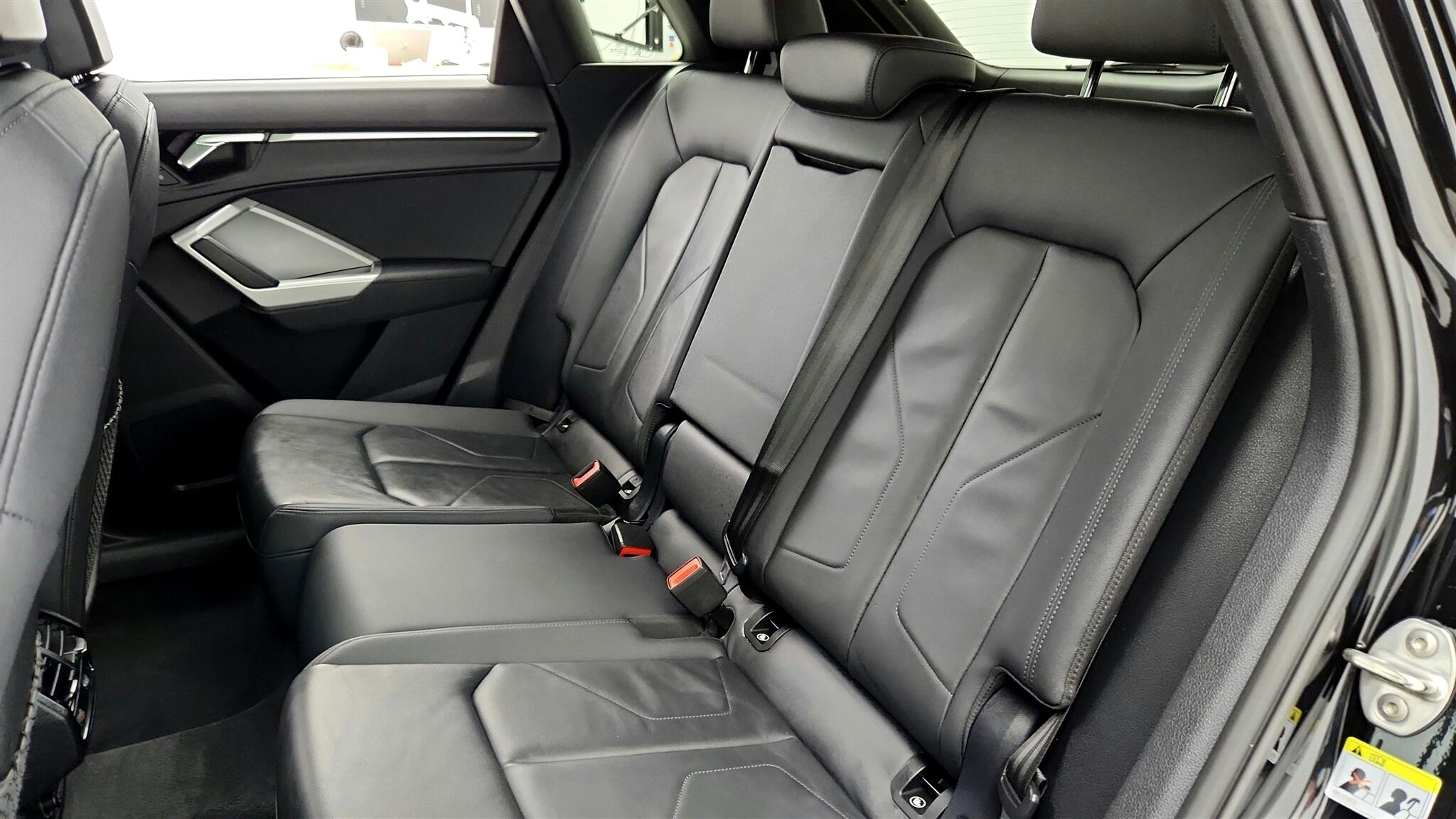 2023 Audi Q3 Premium S line photo 31