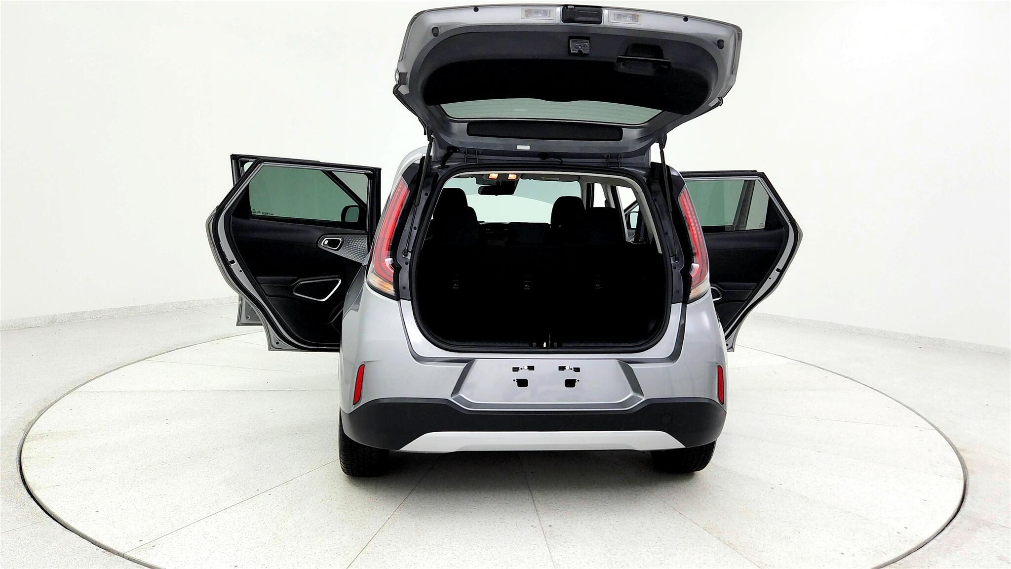 2023 Kia Soul LX photo 10