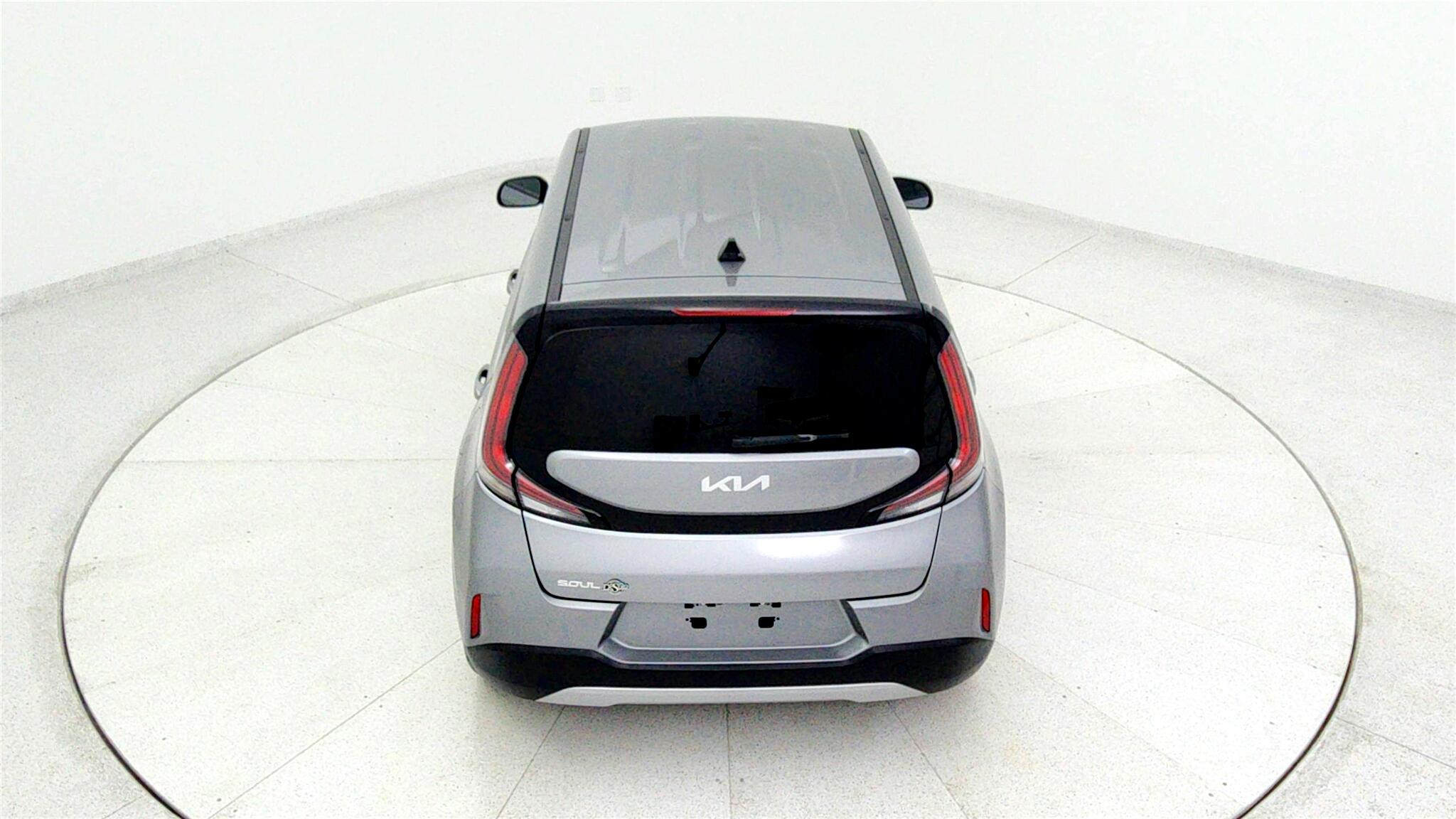 2023 Kia Soul LX photo 14