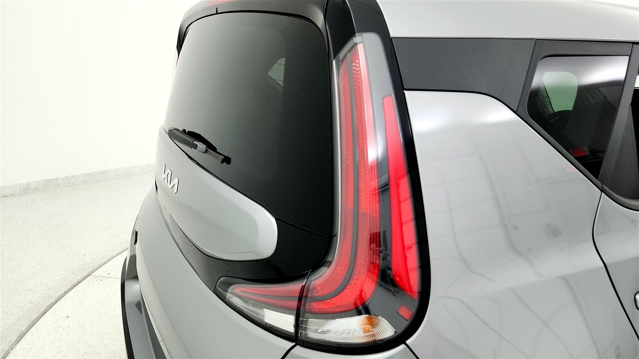 2023 Kia Soul LX photo 22