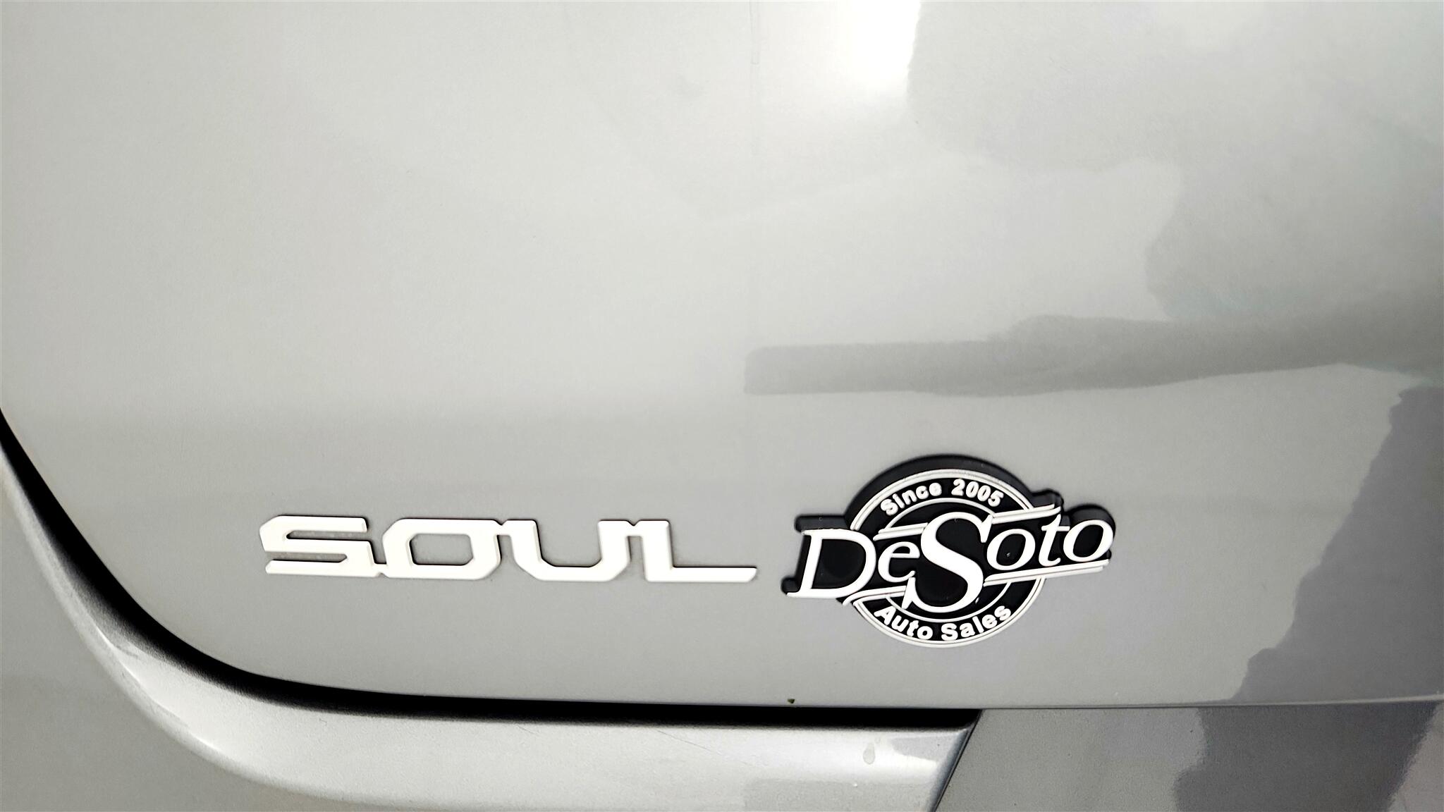2023 Kia Soul LX photo 23