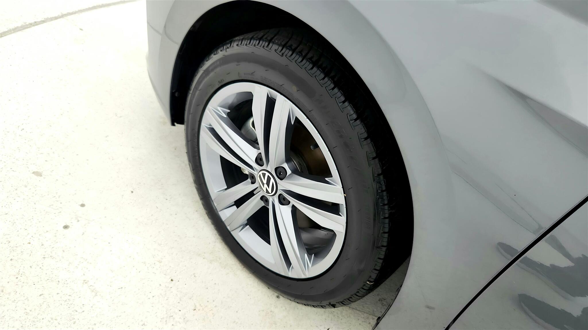 2024 Volkswagen Jetta 1.5T photo 13