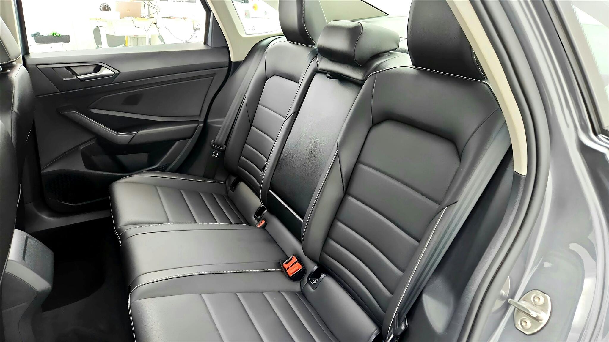 2024 Volkswagen Jetta 1.5T photo 27