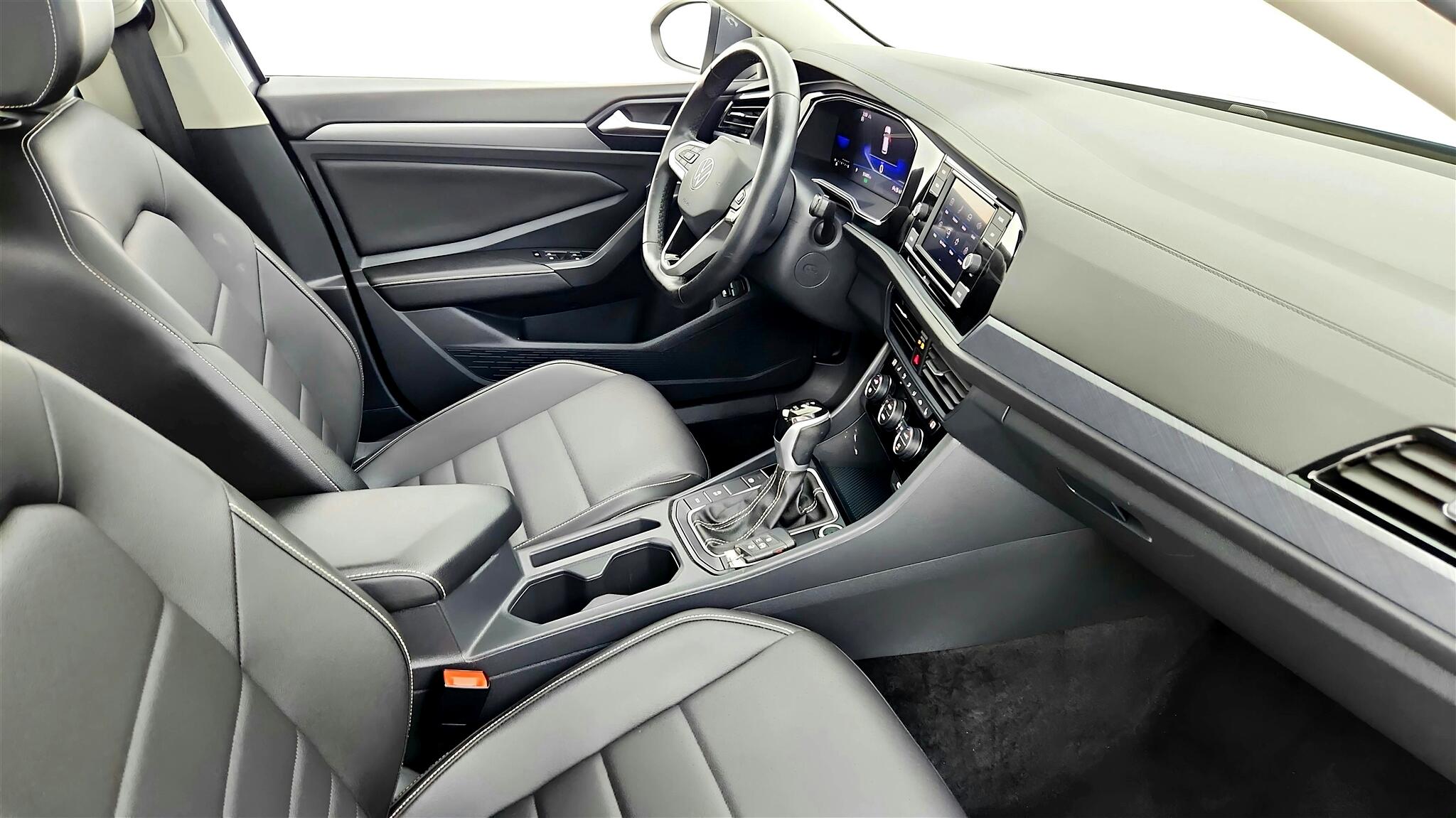 2024 Volkswagen Jetta 1.5T photo 28