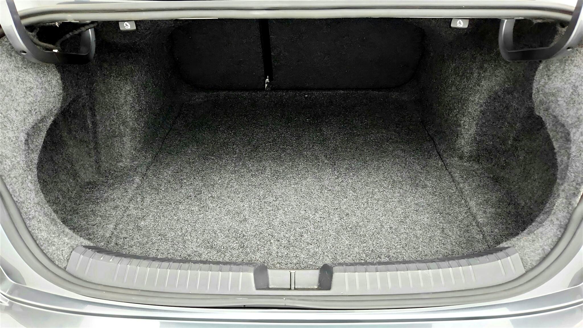2024 Volkswagen Jetta 1.5T photo 37