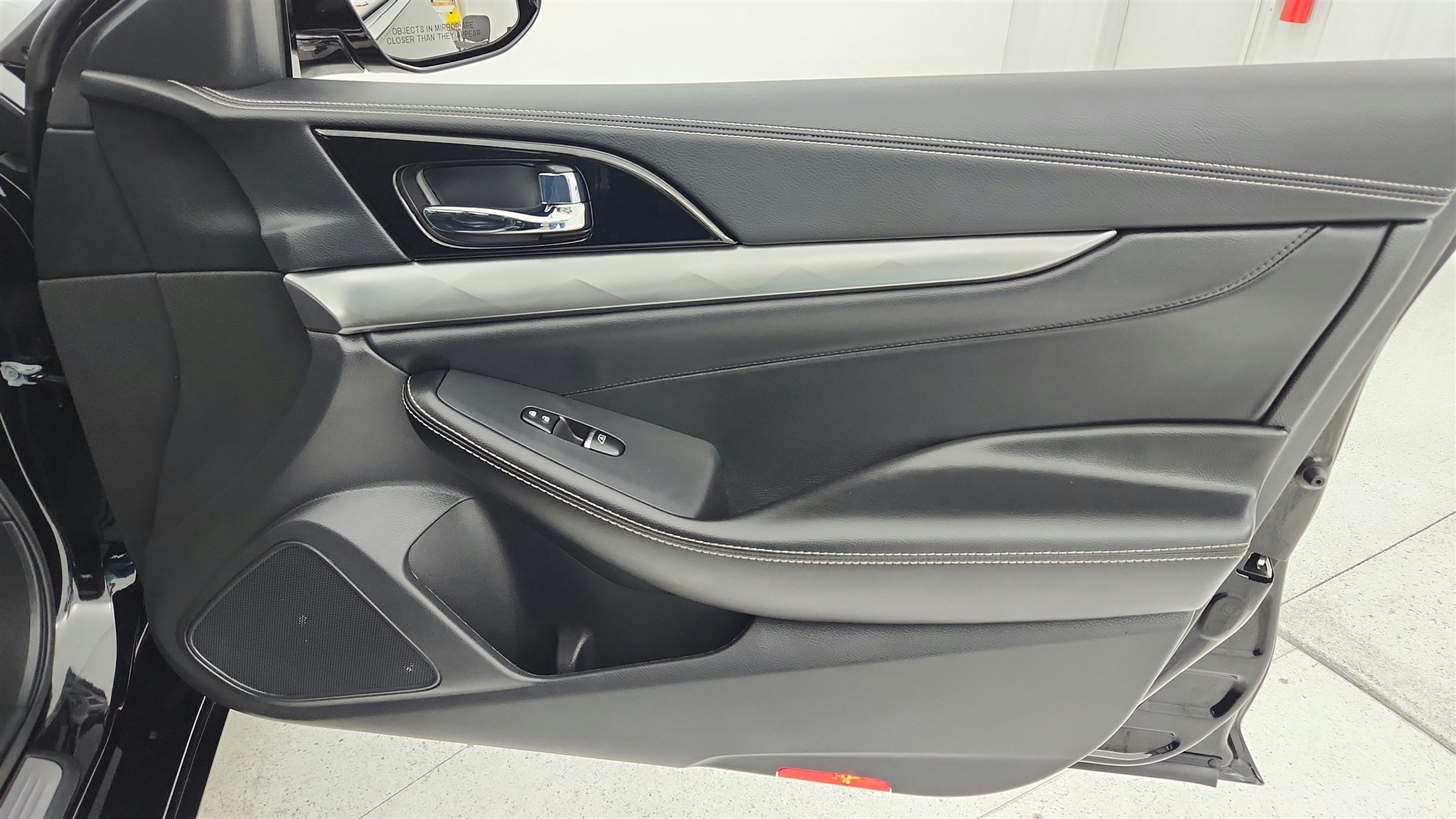 Nissan Maxima  2023