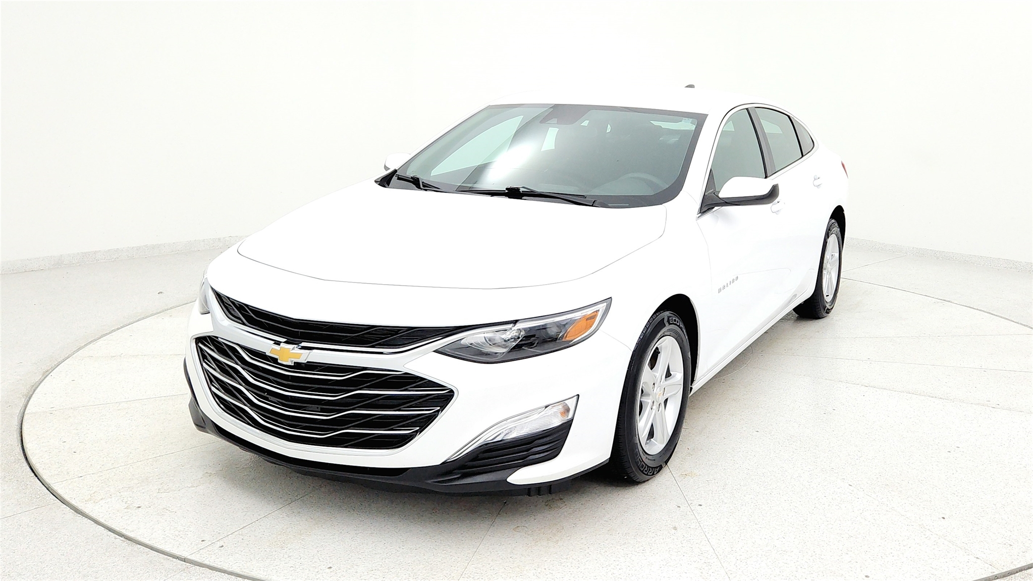 2023 Chevrolet Malibu LS photo 7