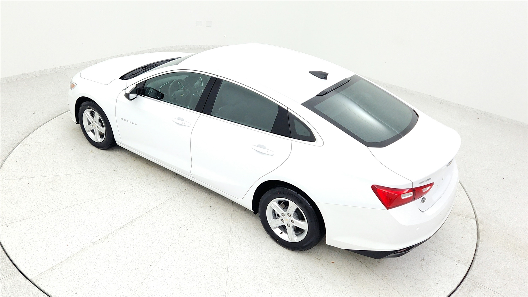 2023 Chevrolet Malibu LS photo 13
