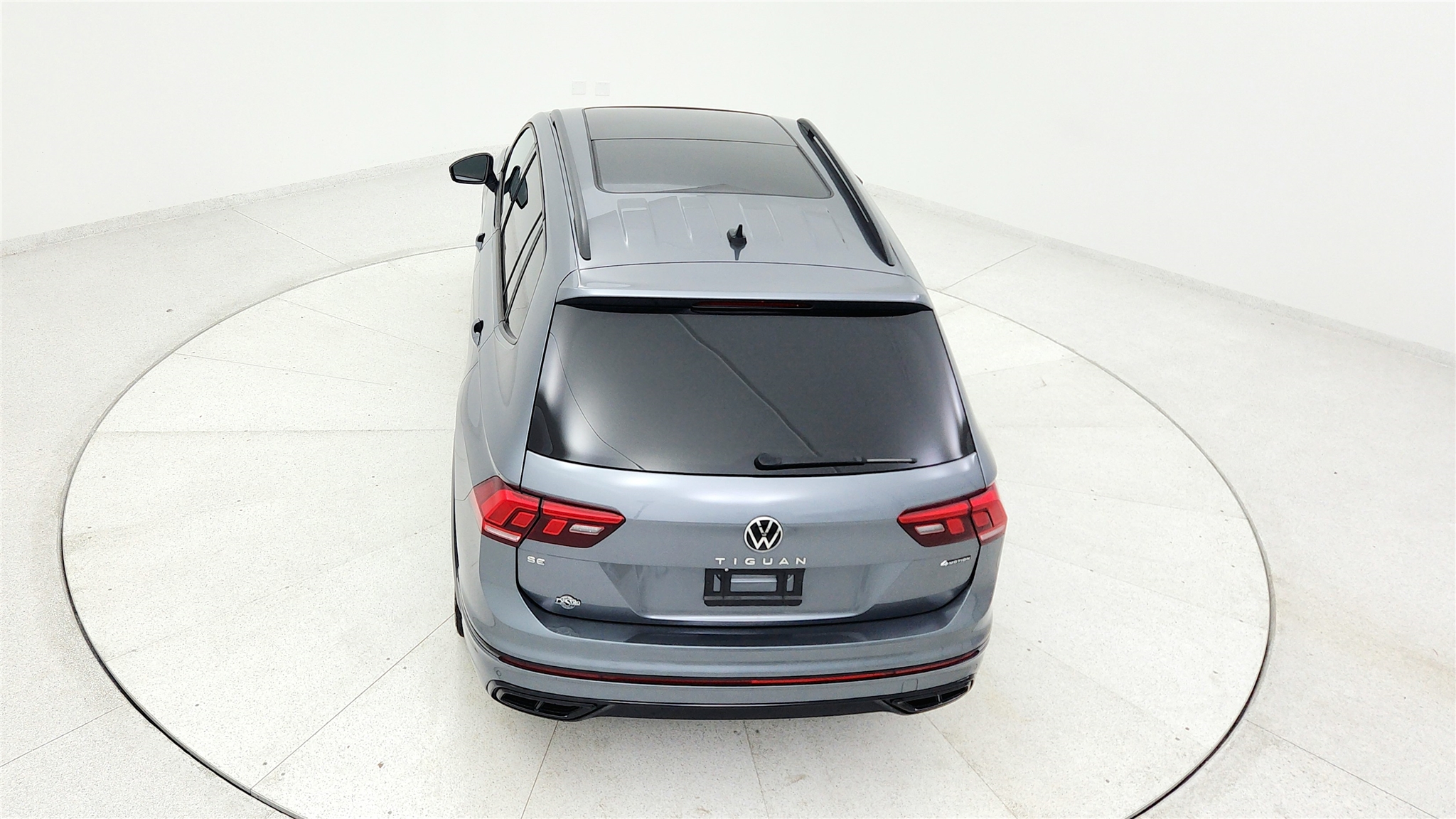 2023 Volkswagen Tiguan SE R-Line Black photo 15