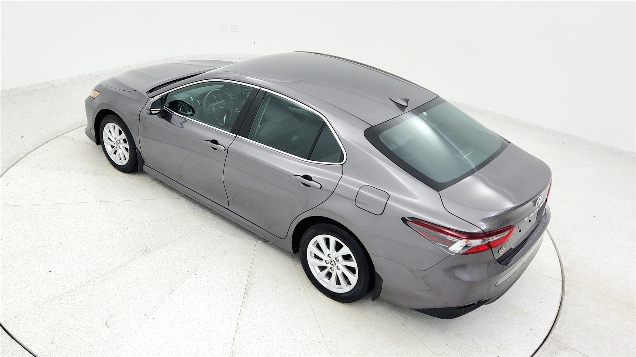 2023 Toyota Camry LE photo 14