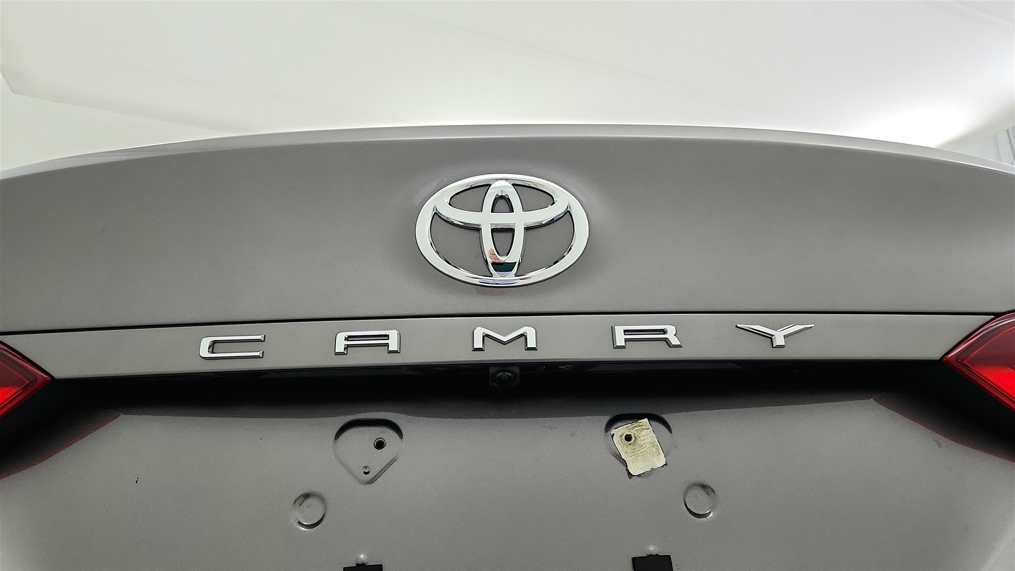 2023 Toyota Camry LE photo 29