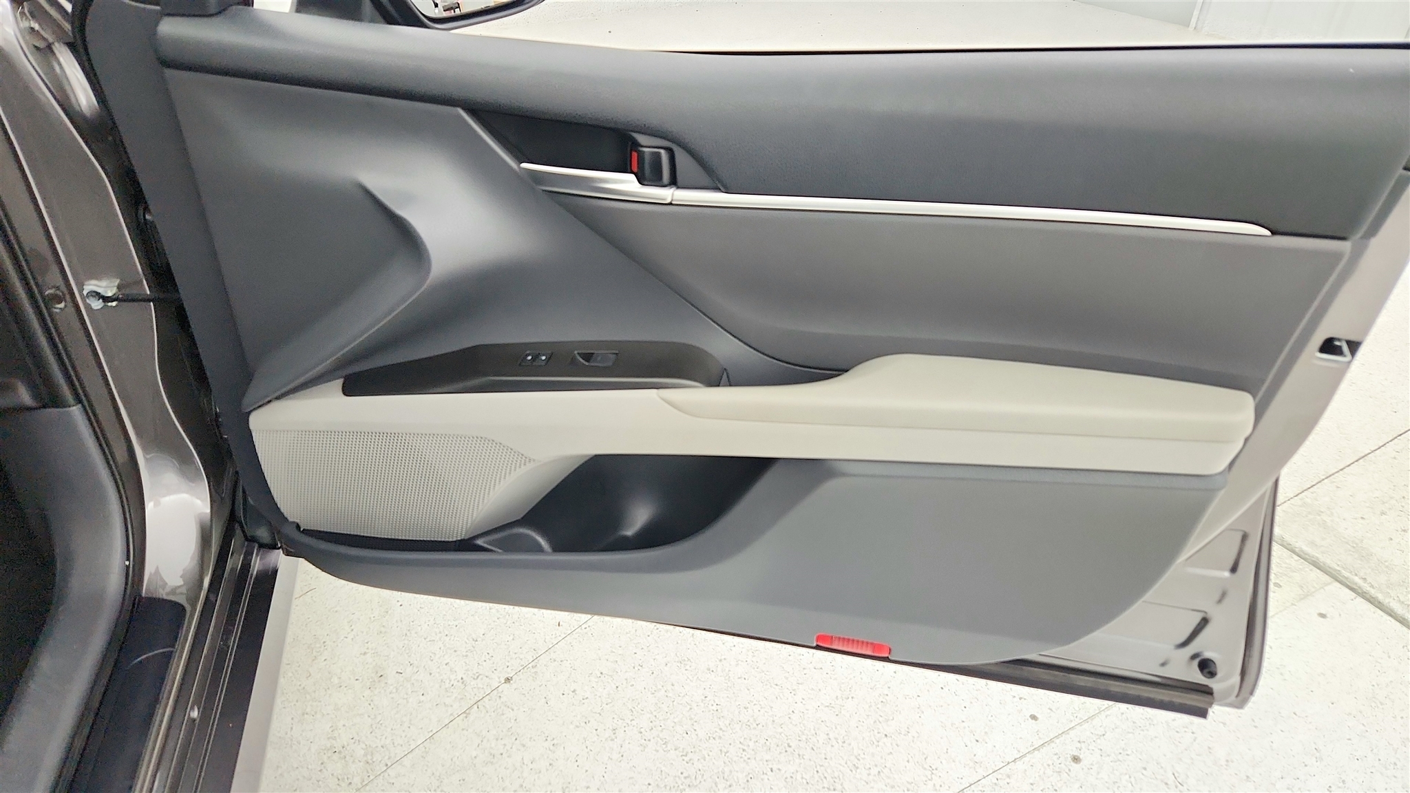 2023 Toyota Camry LE photo 44