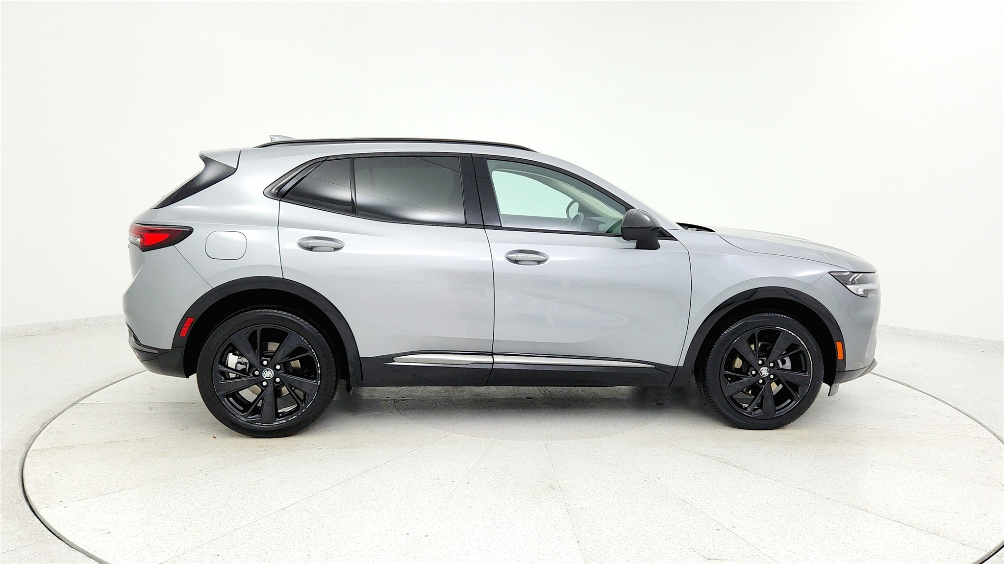 2023 Buick Envision Essence Sport photo 3