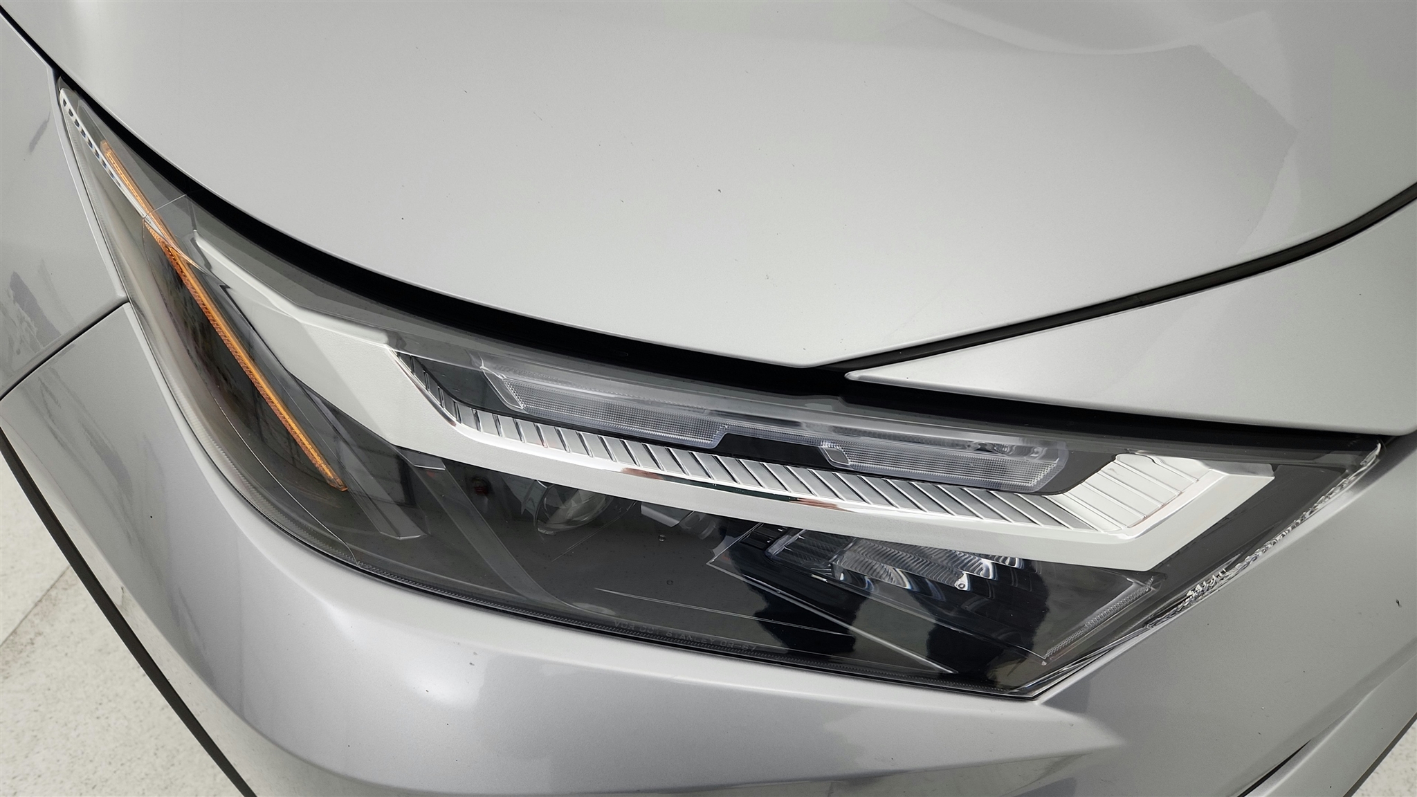 Toyota RAV4  2025