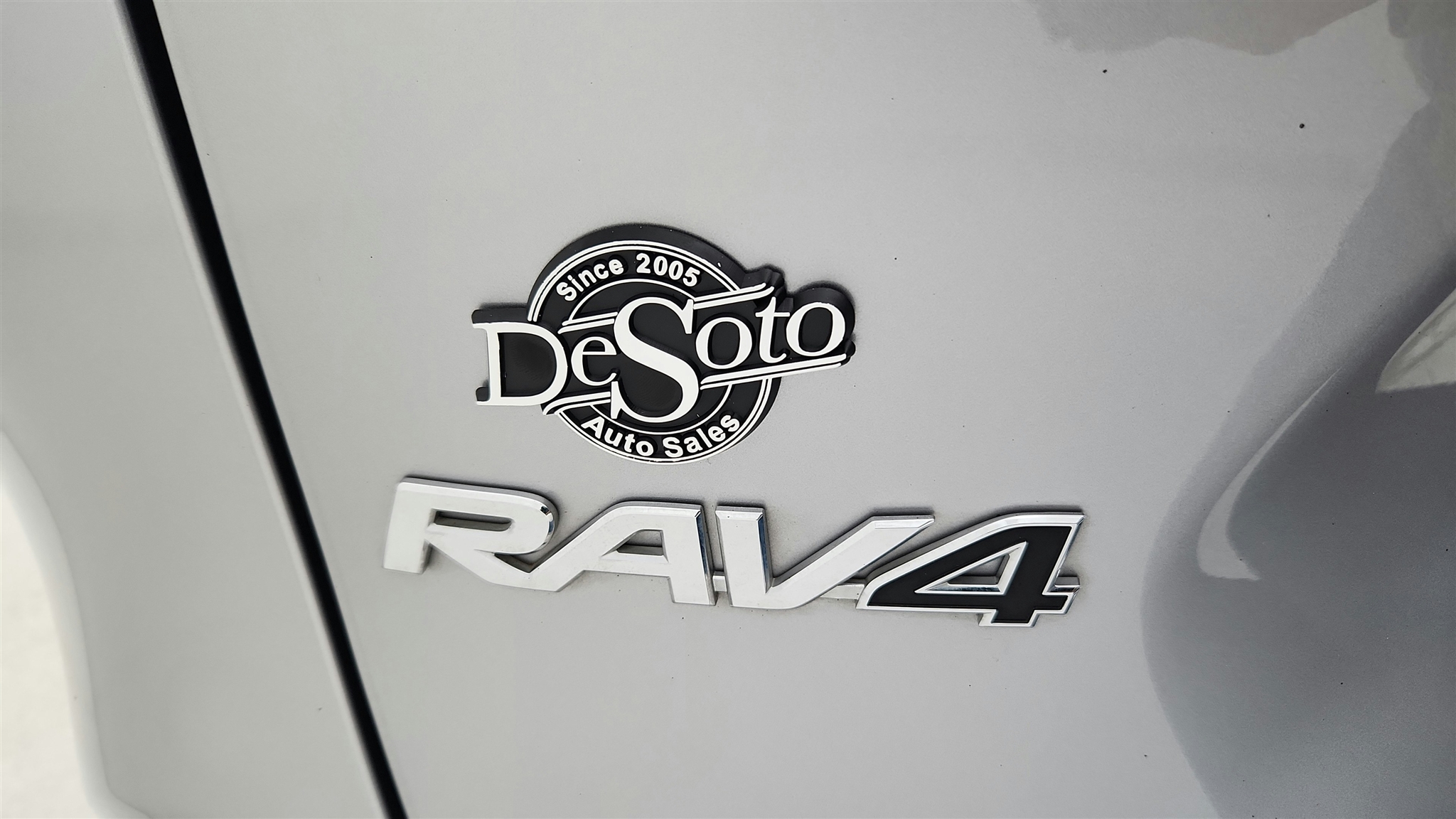 Toyota RAV4  2025