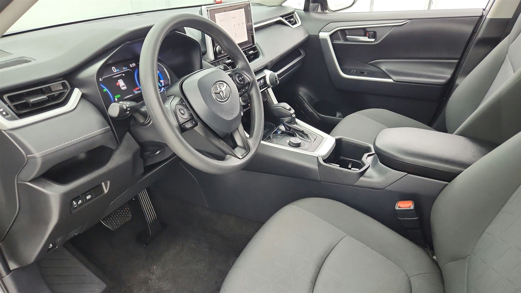Toyota RAV4  2025