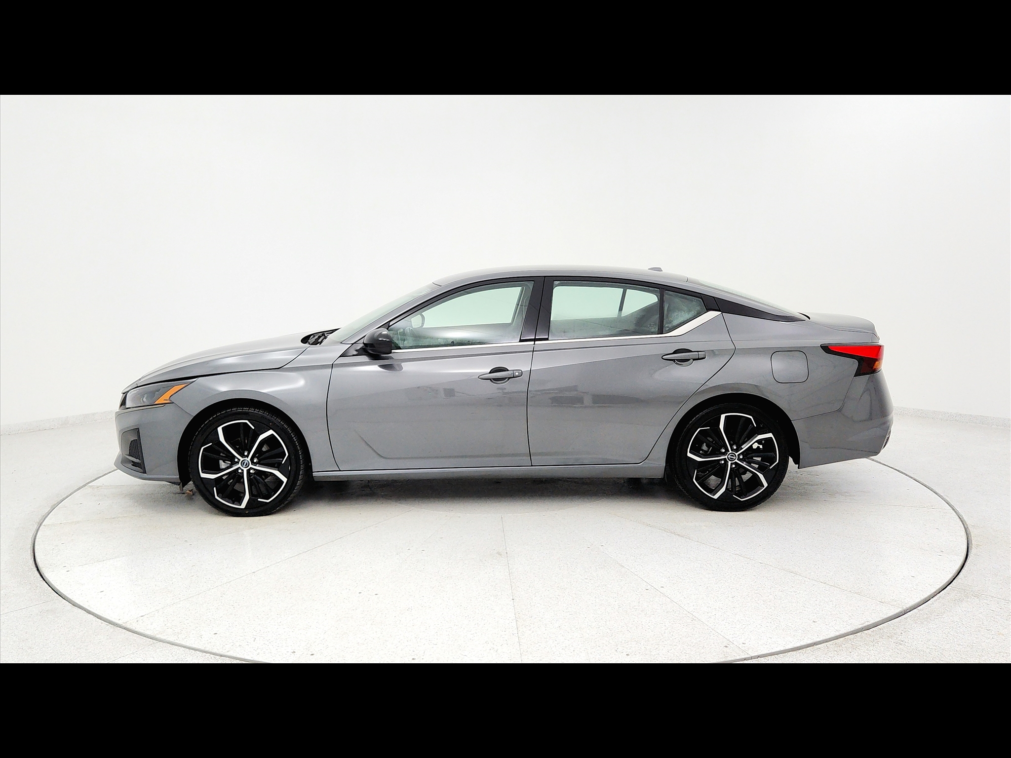 2024 Nissan Altima 2.5 SR 4D Sedan